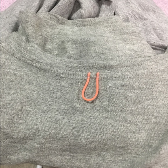 FREE PEOPLE FP MOVEMENTSurfside Crop Sweatshirt In Heather Grey - Picture 5 of 16